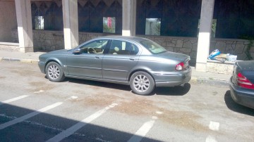 Jaguar căutat în Italia, descoperit în Negru Vodă: un gălăţean vroia să-l înmatriculeze în Bulgaria